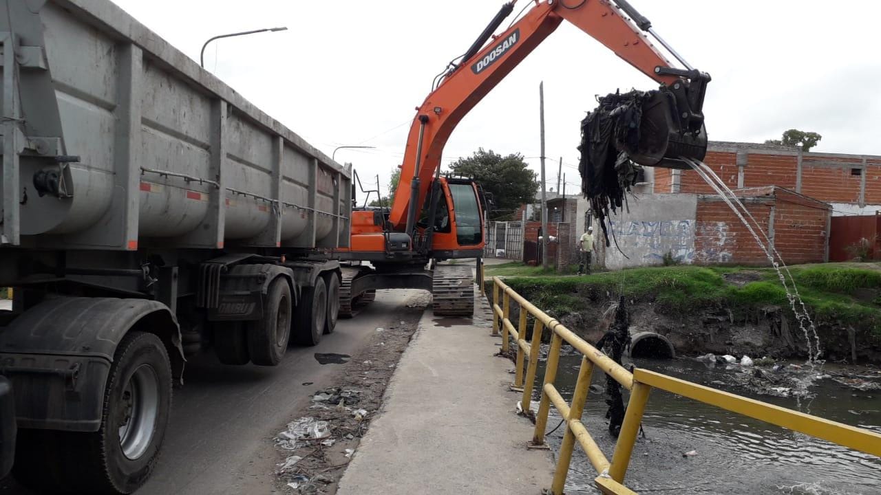CONTINÚAN LAS TAREAS DE SERVICIOS PÚBLICOS EN TODO EL DISTRITO