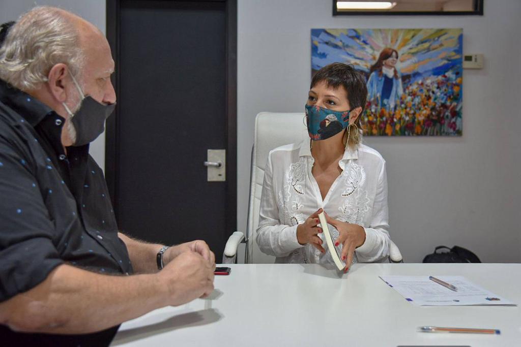 MAYRA Y EL DOCTOR ROMERO FIRMARON UN ACTA ACUERDO