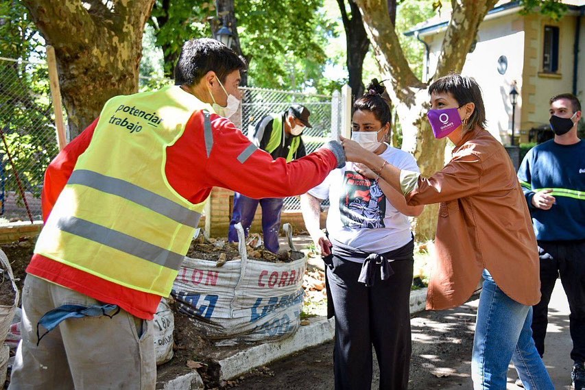 MAYRA SUPERVISÓ LAS TAREAS DE LIMPIEZA EN EL BARRIO VILLA ARGENTINA