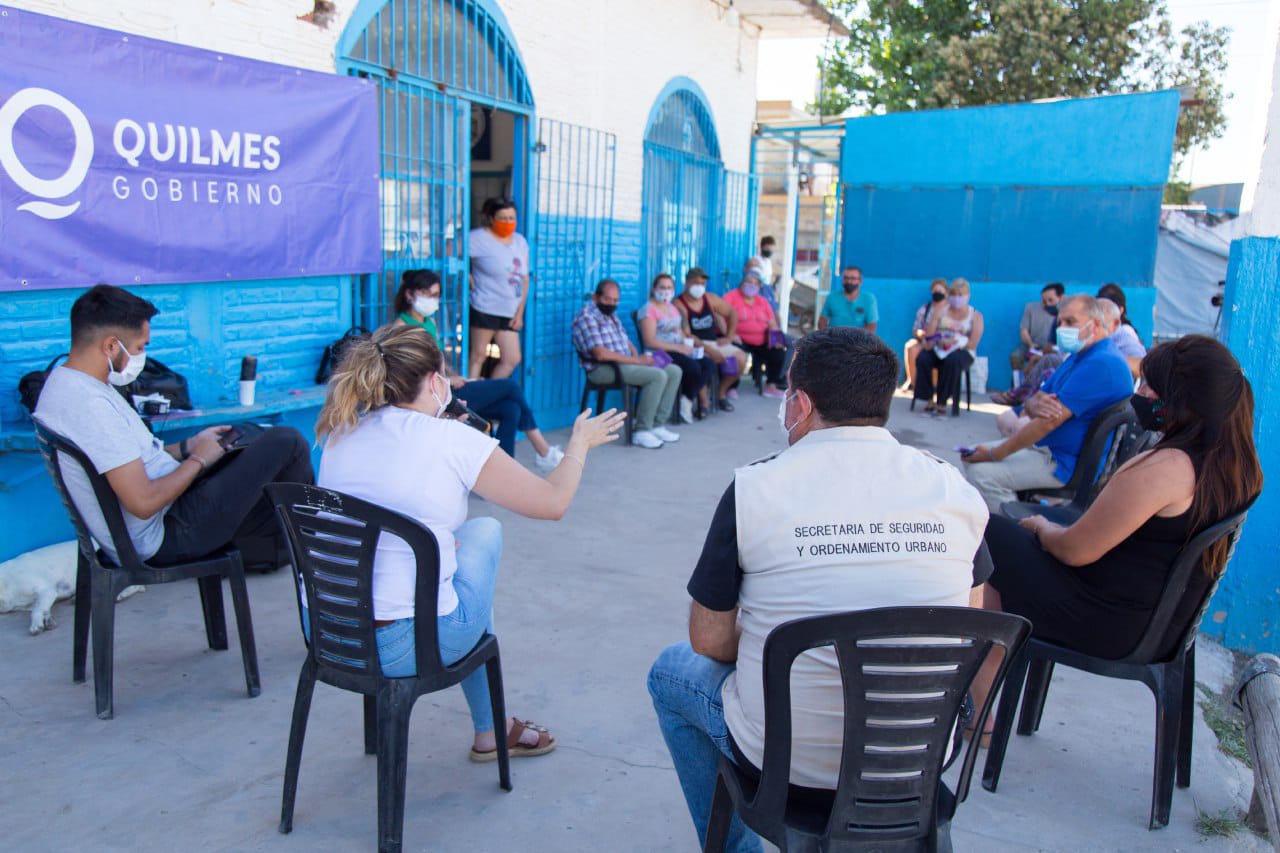 ENCUENTROS VECINALES PARA EXPLICAR EL PLAN DE PREVENCIÓN DEL DELITO