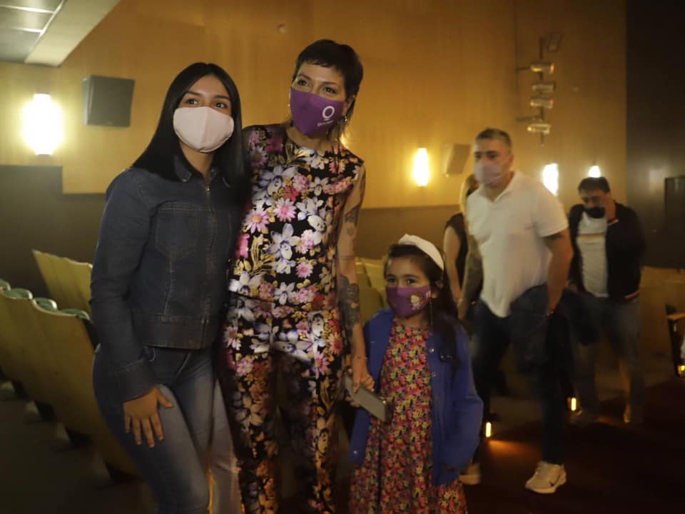 MAYRA ENCABEZÓ LA REAPERTURA DEL TEATRO MUNICIPAL DE QUILMES