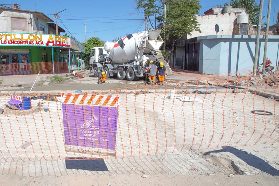CONTINÚAN LAS OBRAS DE BACHEO Y PAVIMENTACIÓN EN LA MATERA Y IAPI