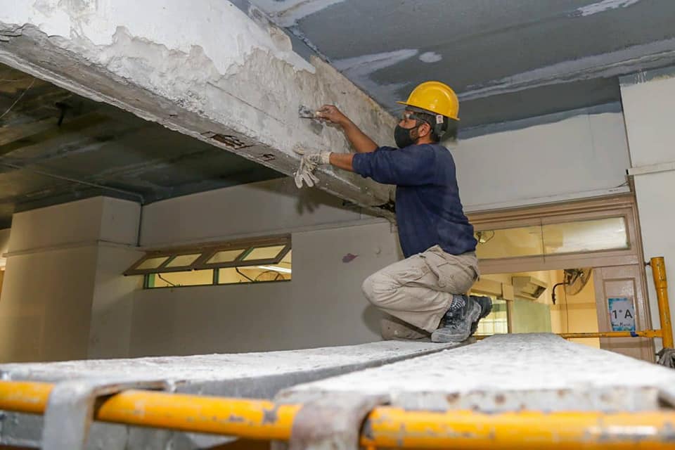 CONTINÚAN LAS OBRAS DE REFACCIÓN EN LAS ESCUELAS DEL DISTRITO