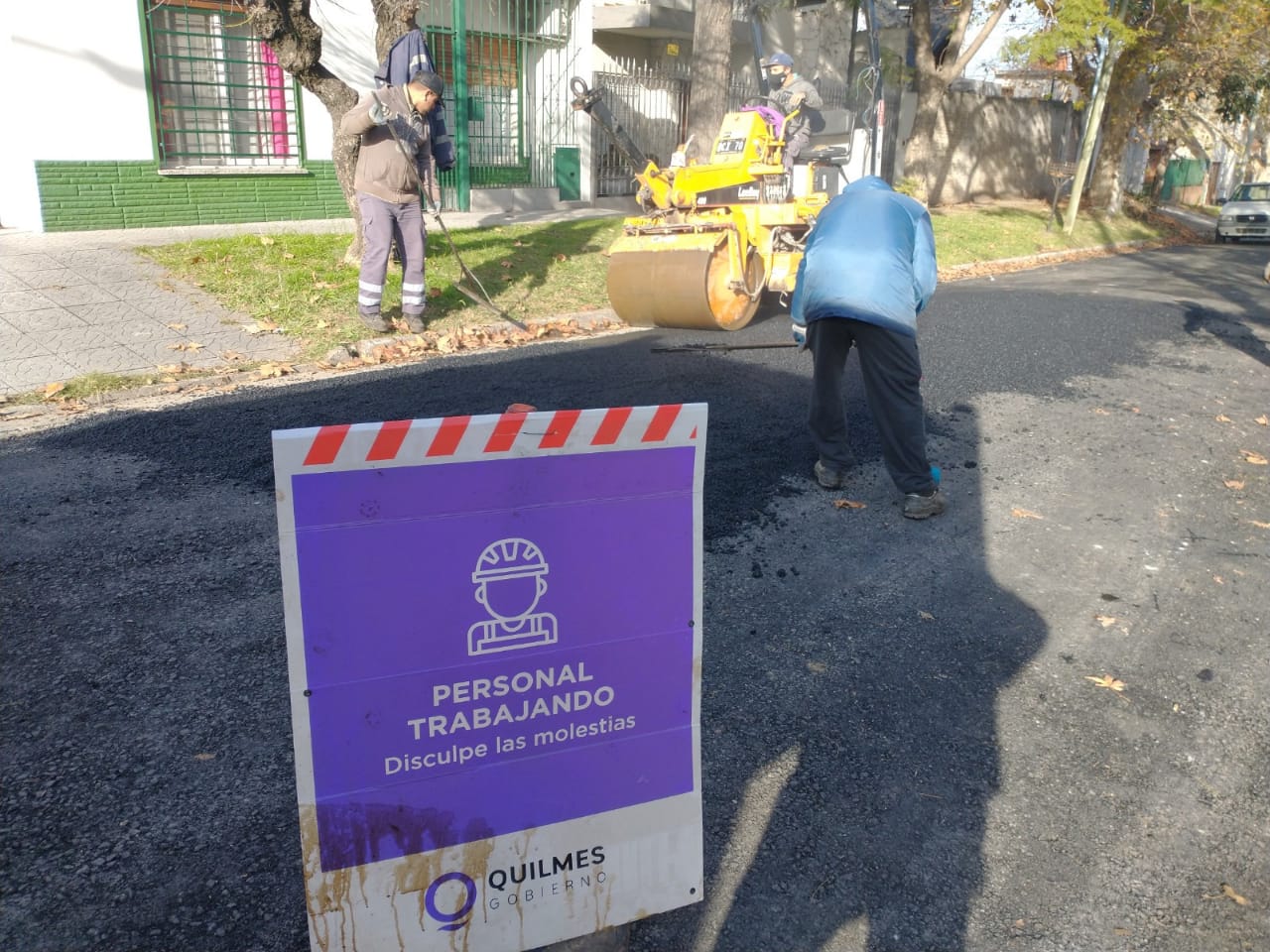 TRABAJOS DE BACHEO, HORMIGONADO Y TOMADO DE JUNTAS EN DISTINTAS CALLES