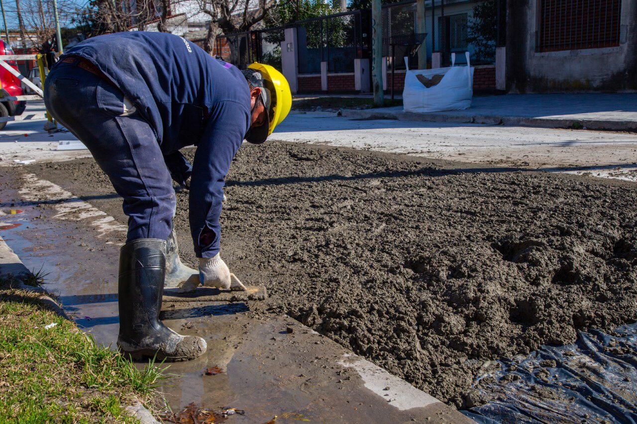  OBRAS DE BACHEO EN VILLA ALCIRA