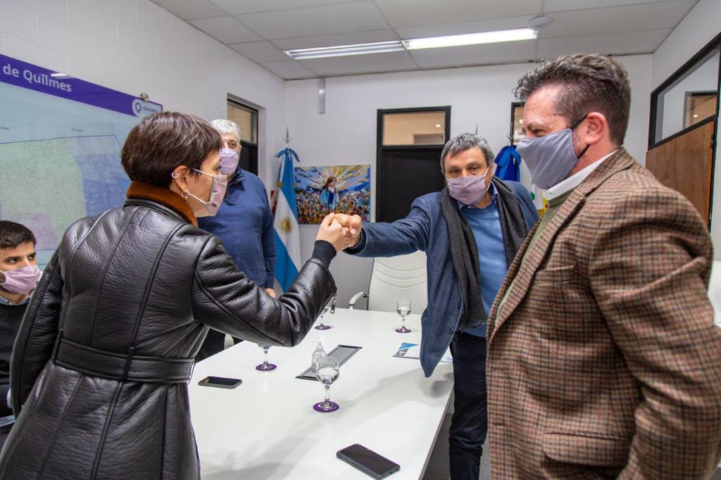 MAYRA FIRMÓ UN CONVENIO PARA LA UTILIZACIÓN DE PROGRAMAS SIU