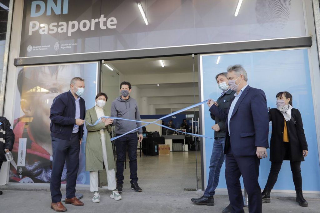 INAUGURACIÓN DEL NUEVO CENTRO DE DOCUMENTACIÓN RÁPIDA DE QUILMES