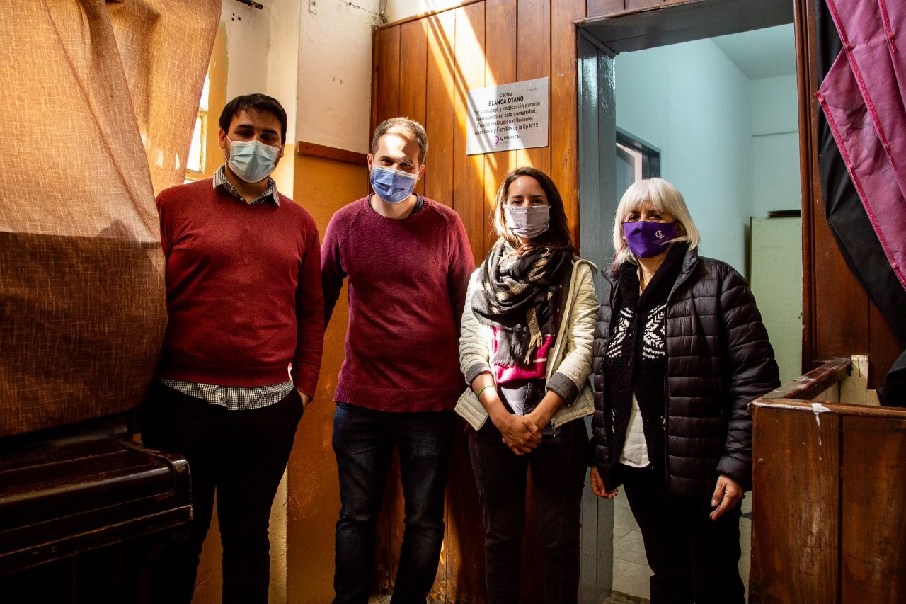  FUNCIONARIOS MUNICIPALES RECORRIERON LA COCINA DEL SAE EN LA EP N° 19