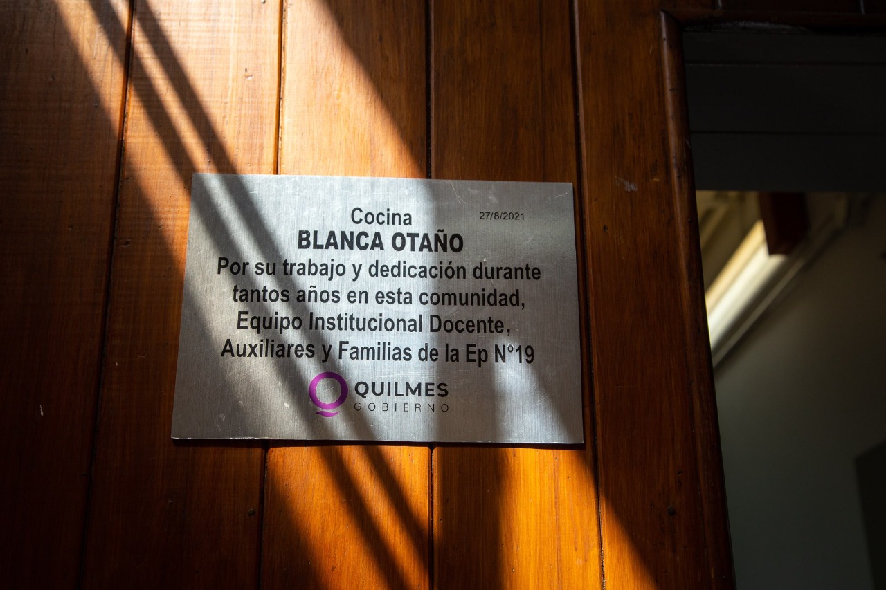  FUNCIONARIOS MUNICIPALES RECORRIERON LA COCINA DEL SAE EN LA EP N° 19