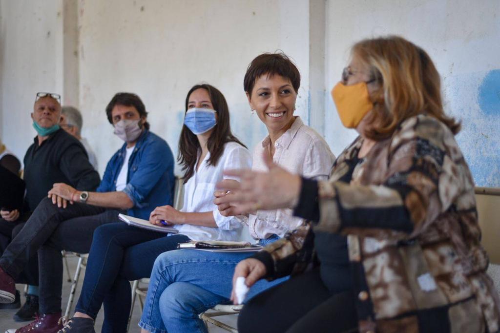 “GRACIAS POR ABRIRNOS LAS PUERTAS UNA VEZ MÁS PARA CHARLAR Y ESCUCHARNOS”