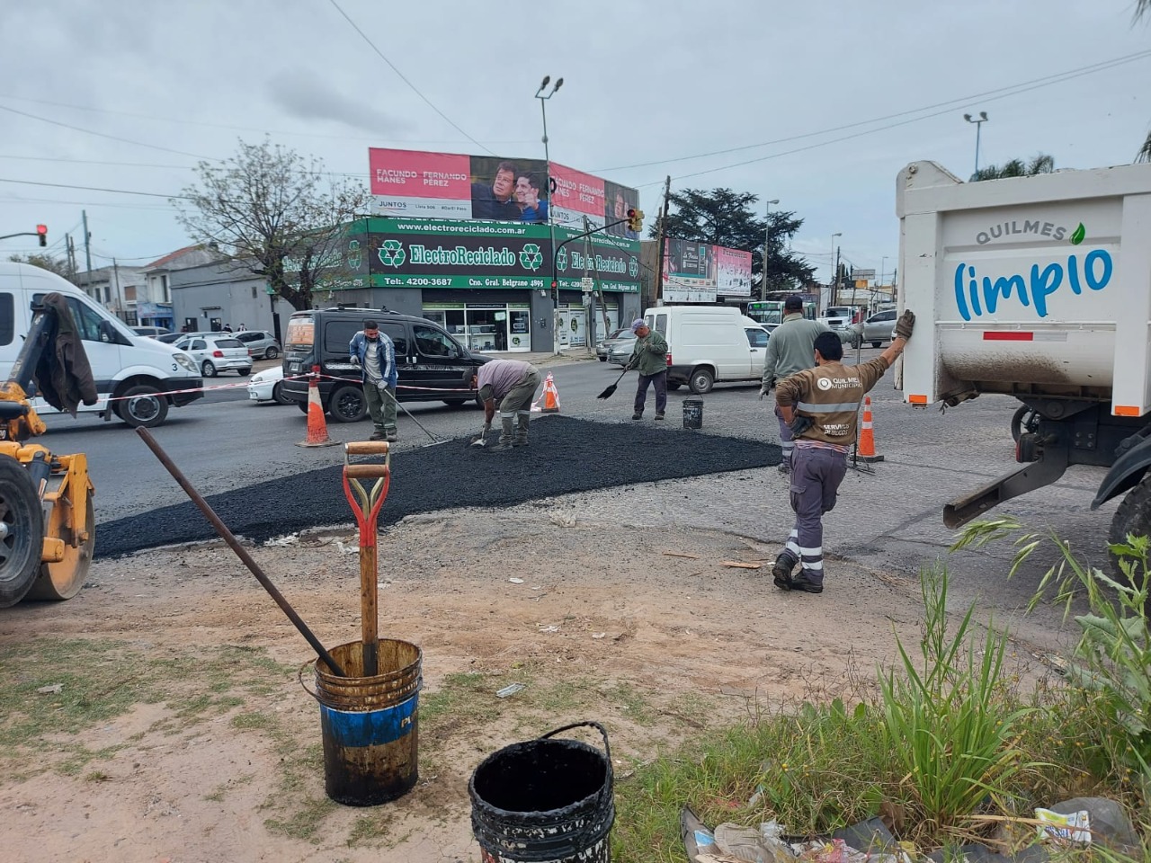  CONTINÚAN LOS TRABAJOS DIARIOS DE MANTENIMIENTO DEL ESPACIO PÚBLICO