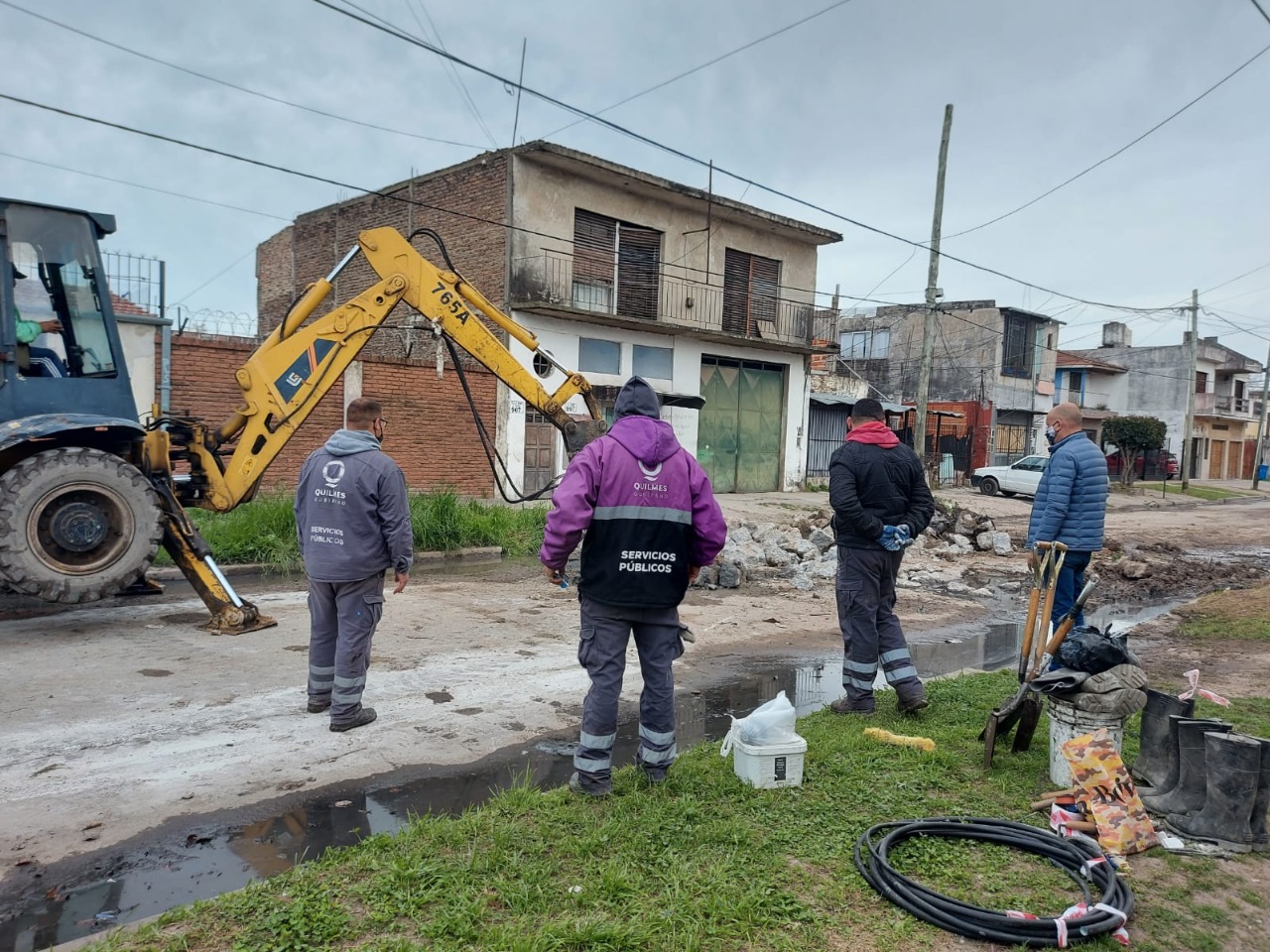  CONTINÚAN LOS TRABAJOS DIARIOS DE MANTENIMIENTO DEL ESPACIO PÚBLICO