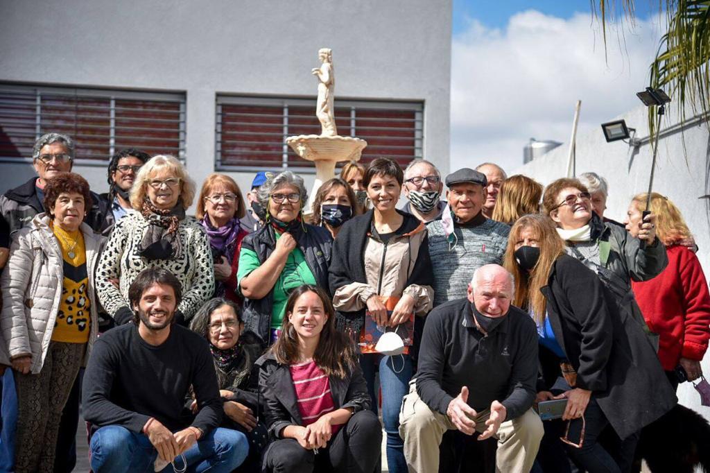  MAYRA VISITÓ EL CENTRO DE JUBILADOS Y PENSIONADOS VILLA ESMERALDA