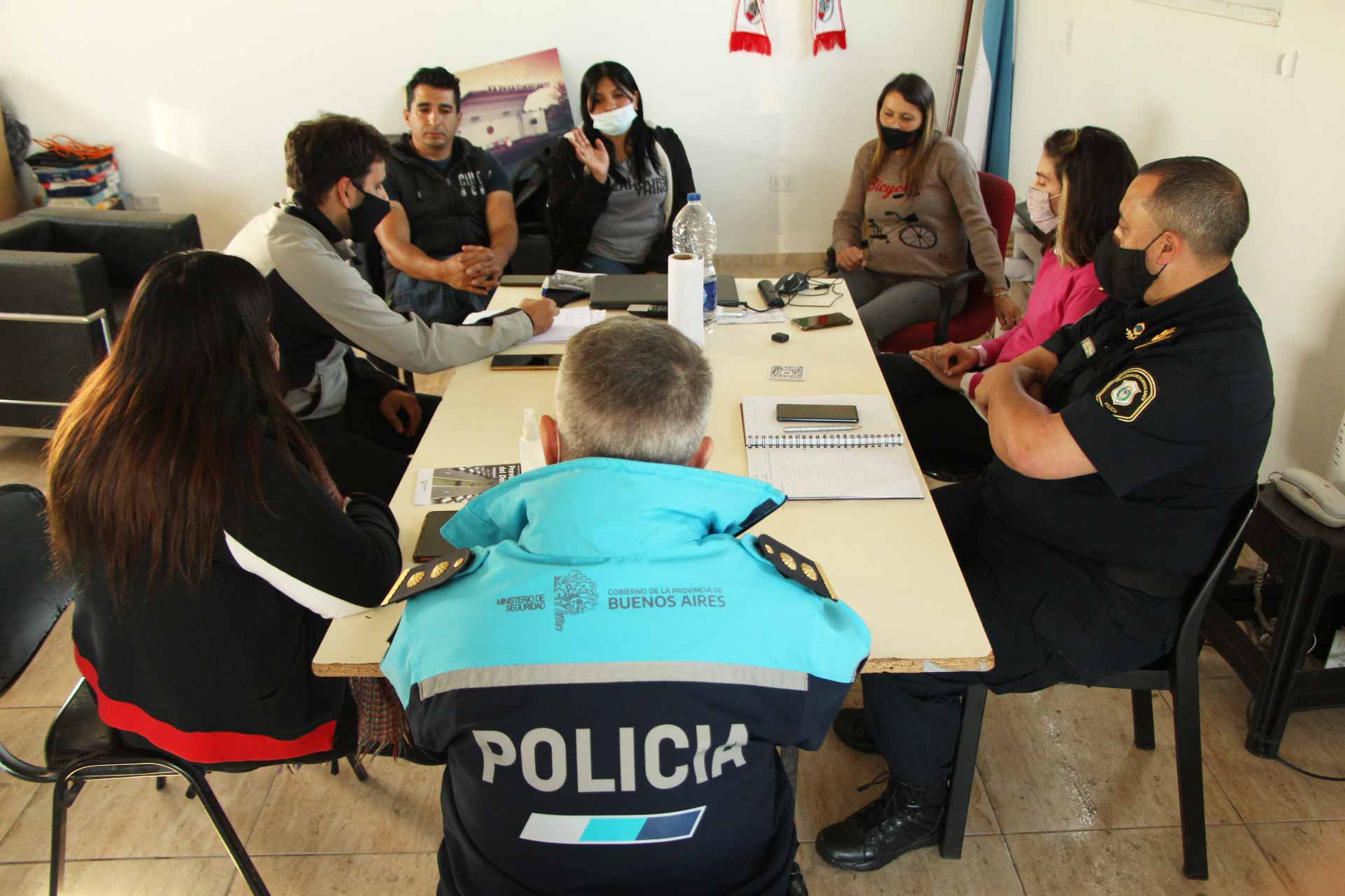REUNIÓN VECINAL DE SEGURIDAD EN VILLA LA FLORIDA
