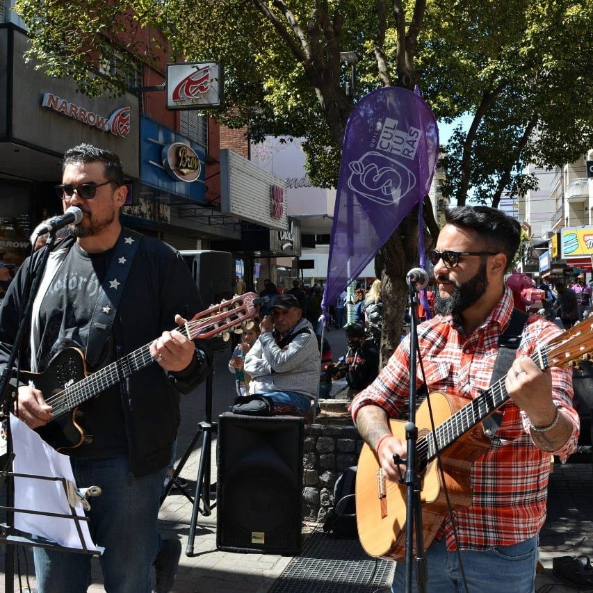  SE LLEVARON A CABO DIVERSAS ACTIVIDADES RECREATIVAS Y CULTURALES