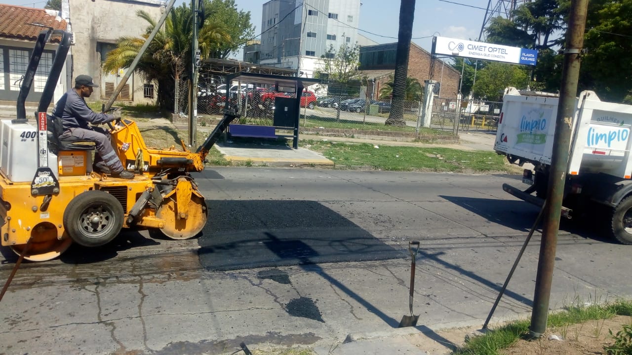 CONTINÚAN LOS TRABAJOS DIARIOS DE SERVICIOS PÚBLICOS EN TODOS LOS BARRIOS