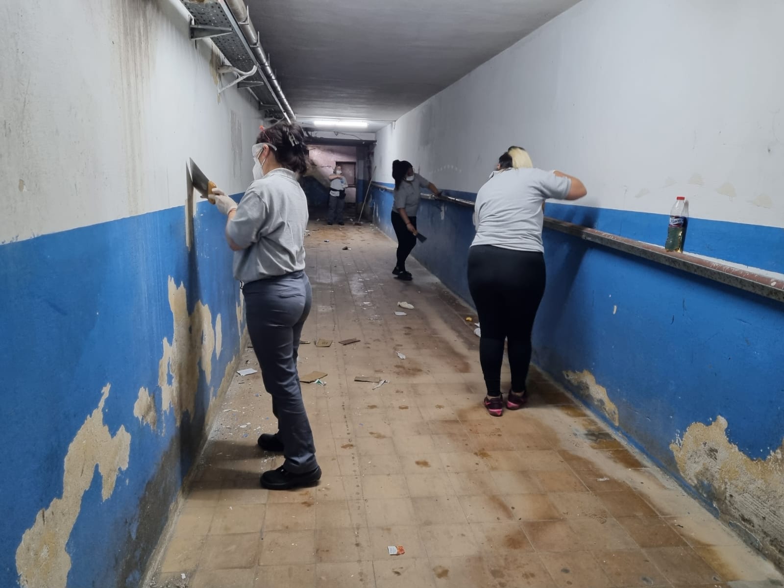 RECORRIDA DE FUNCIONARIOS PROVINCIALES POR OBRAS DEL HOSPITAL DE QUILMES