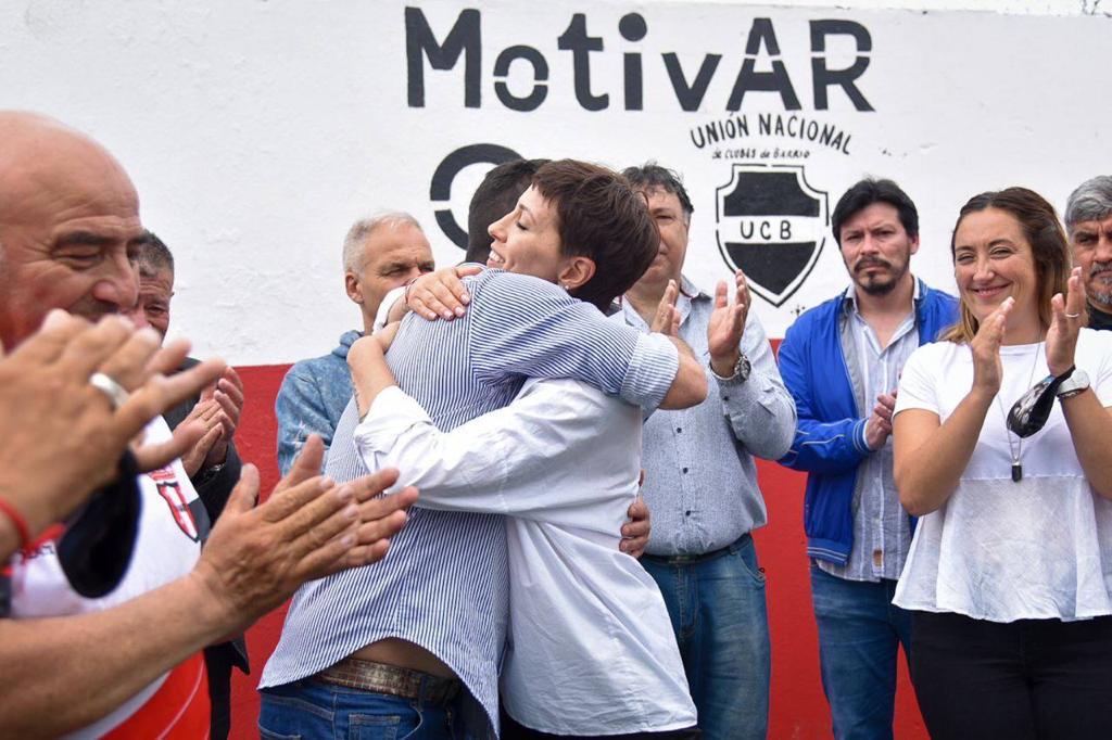 MAYRA RECORRIÓ LAS MEJORAS EDILICIAS HECHAS EN EL CLUB DEPORTIVO SAN MARTÍN