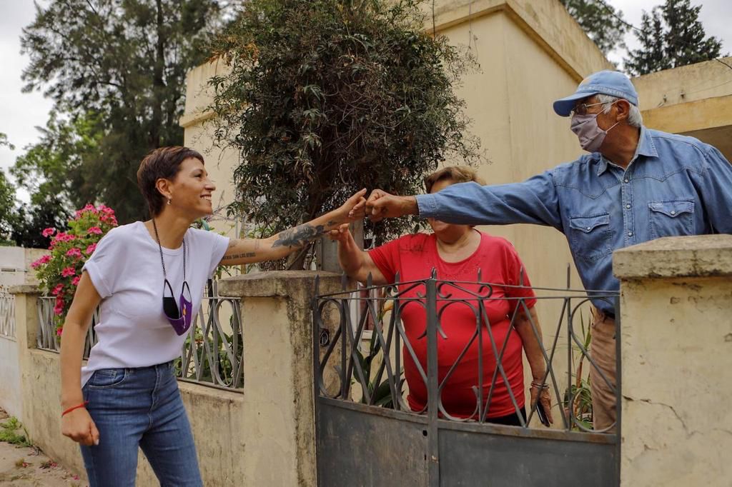 MAYRA RECORRIÓ OBRAS Y CONVERSÓ CON VECINOS DE VILLA LA FLORIDA