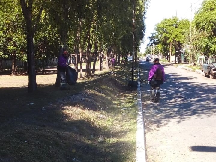QUILMES: CONTINÚAN LAS TAREAS DIARIAS DE SERVICIOS PÚBLICOS