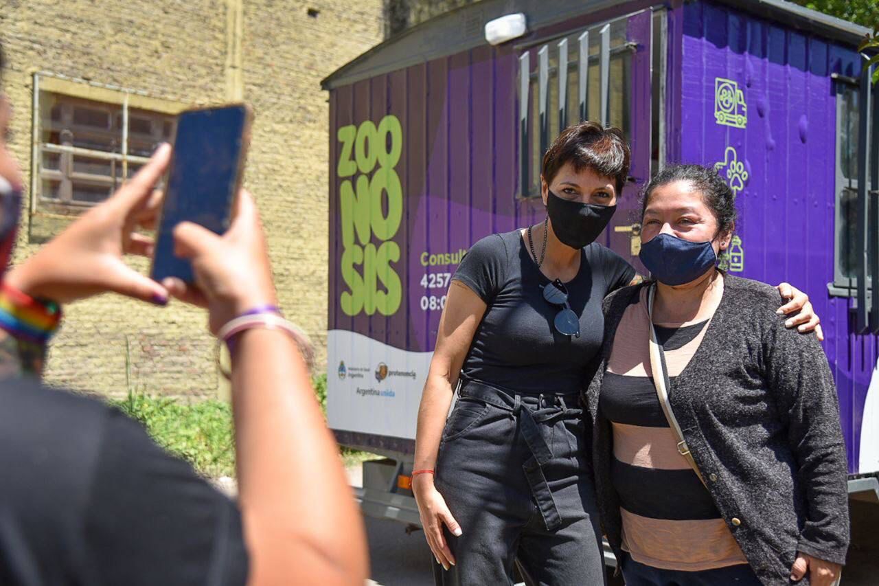 MAYRA SUPERVISÓ UN OPERATIVO DESCENTRALIZADO DE ZOONOSIS EN LA FLORIDA