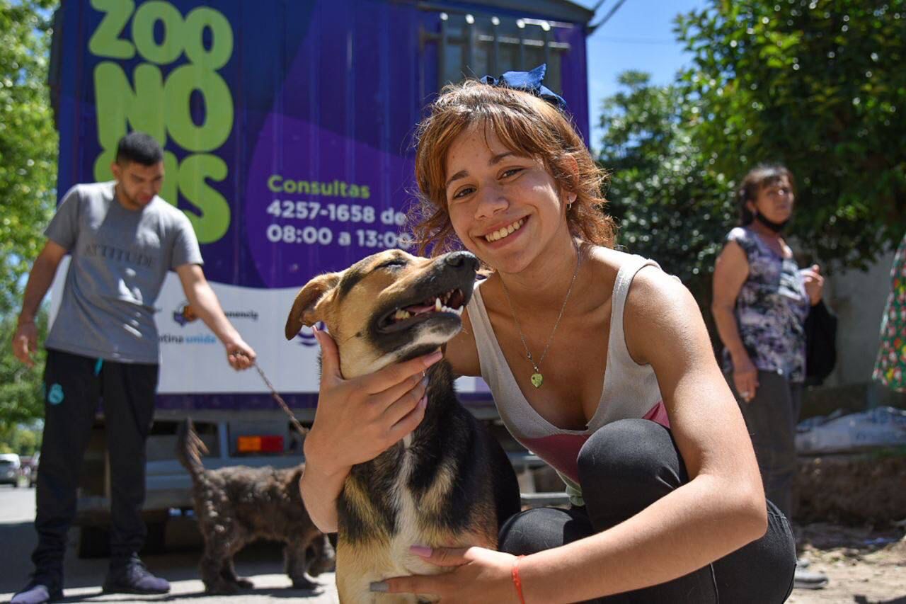 MAYRA SUPERVISÓ UN OPERATIVO DESCENTRALIZADO DE ZOONOSIS EN LA FLORIDA