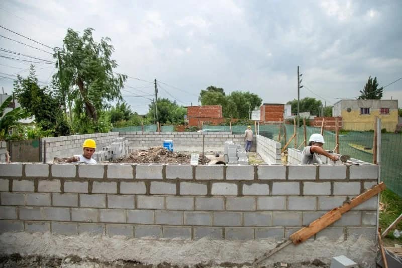 AVANZA LA CONSTRUCCIÓN DEL SUM EN EL CLUB VILLA ALCIRA