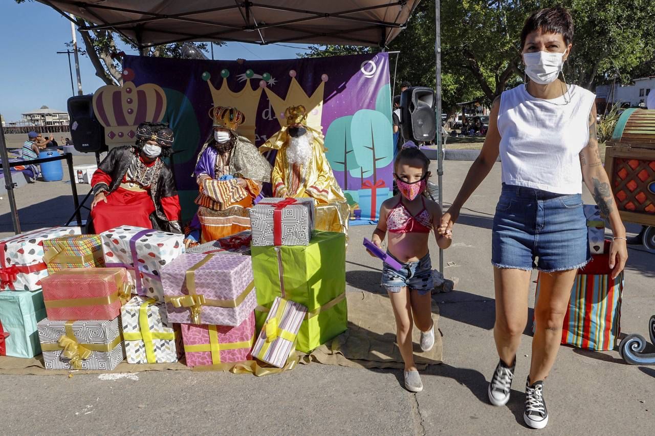 MAYRA ACOMPAÑÓ A LOS REYES MAGOS EN LA RIBERA DE QUILMES