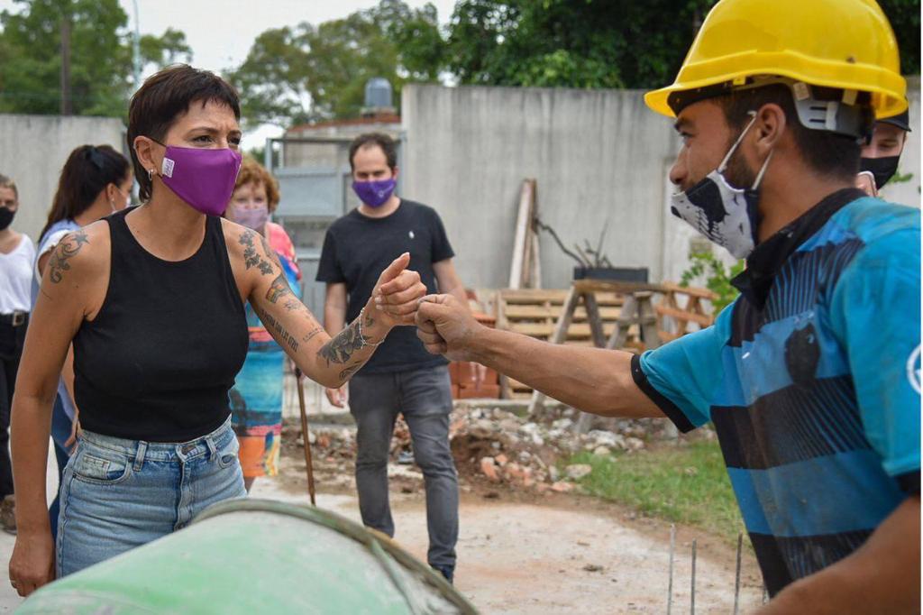 MAYRA RECORRIÓ LA OBRA DE AMPLIACIÓN DEL JARDÍN DE INFANTES Nº 925 