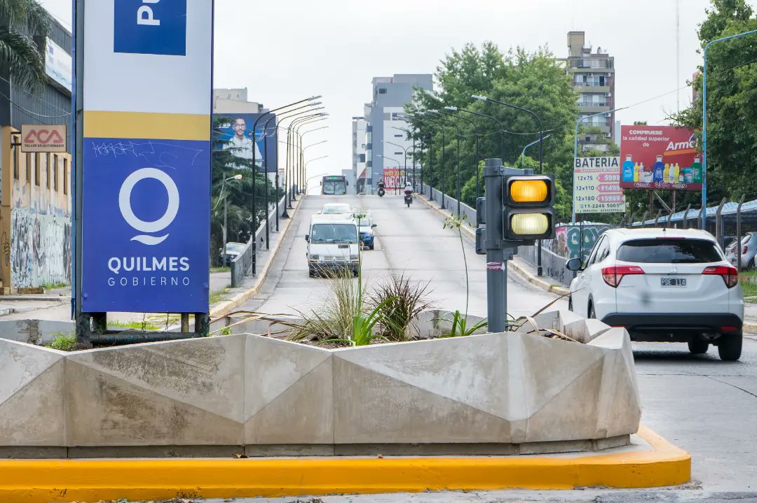  MEJORAS EN LOS CRUCES VIALES EN INMEDIACIONES DEL PUENTE 14 DE AGOSTO 