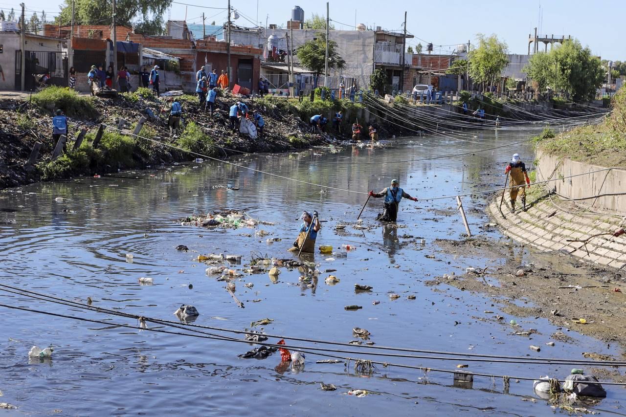 MAYRA DESTACÓ LA LIMPIEZA DEL ARROYO SAN FRANCISCO