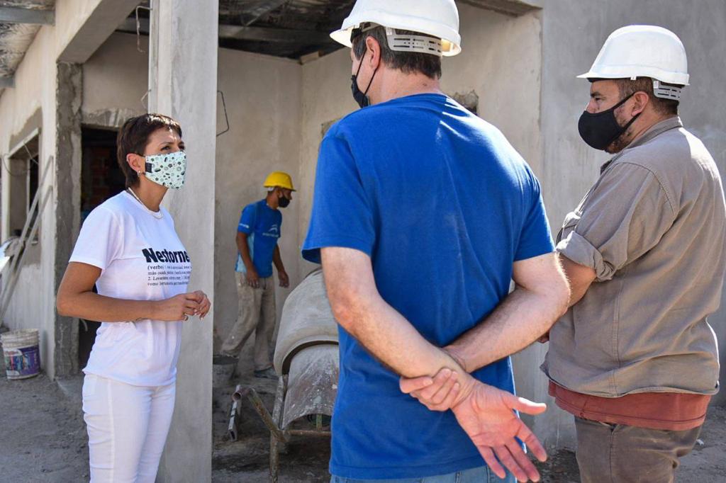 MAYRA SUPERVISÓ LOS TRABAJOS DE LA NUEVA SALA MATERNAL DE LA EES Nº 16 