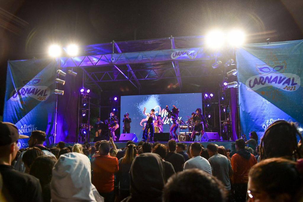 MAYRA ENCABEZÓ LOS FESTEJOS POR EL REGRESO DEL CARNAVAL 2022 EN QUILMES