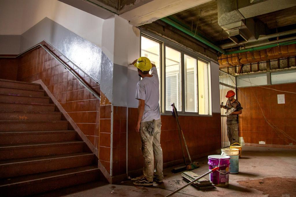 OBRAS HISTÓRICAS EN LA ESCUELA DONDE SE REALIZÓ LA APERTURA DEL HCD