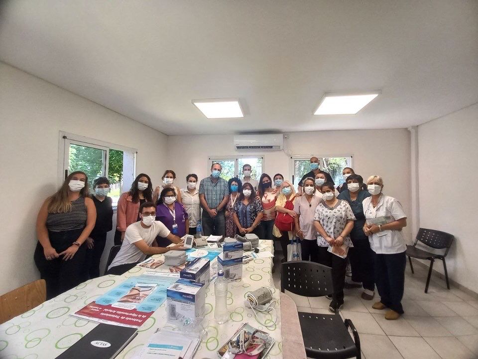 TENSIÓMETROS DIGITALES PARA EL CAPS ILLIA Y EL CENTRO ASISTENCIAL DON BOSCO
