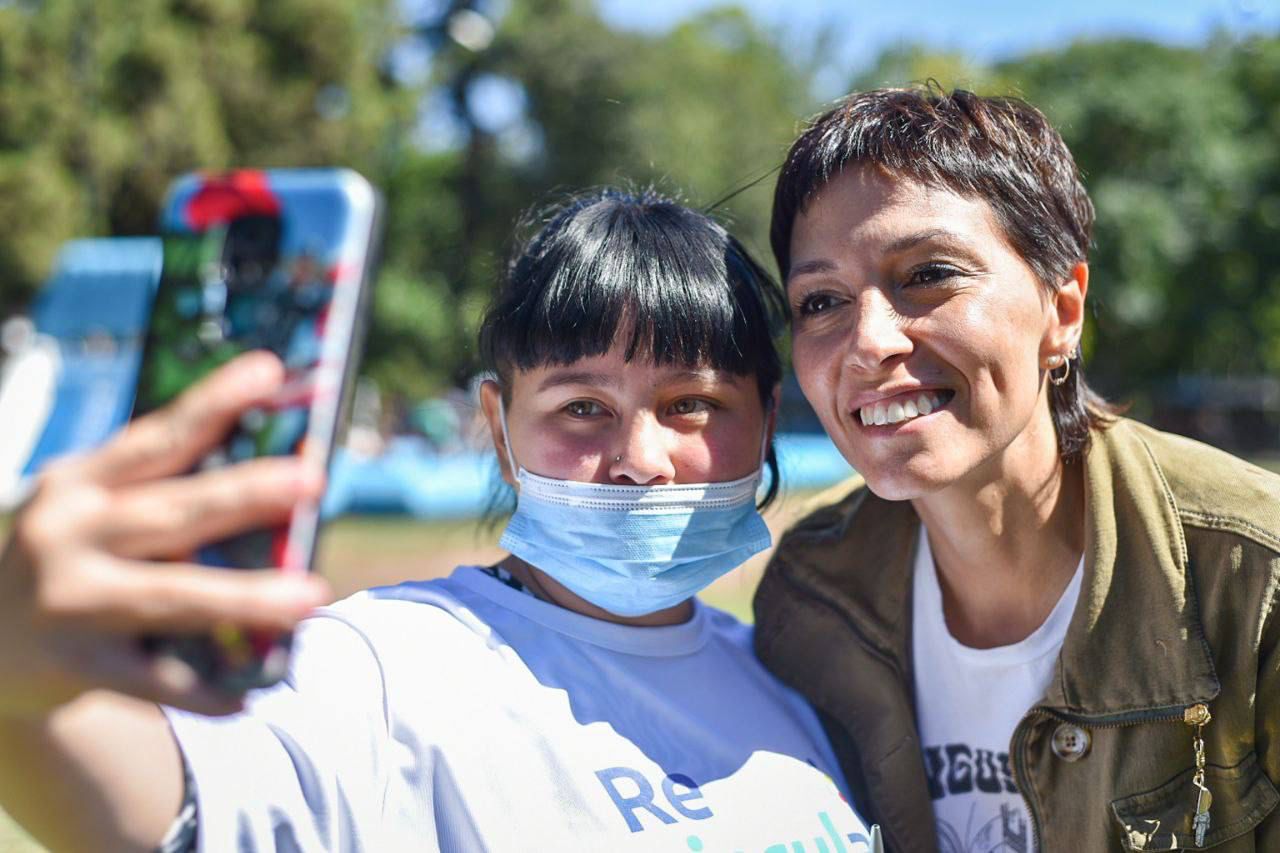 MAYRA RECORRIÓ JORNADA DEL PROGRAMA REVINCULAR EN EL MUSEO DEL TRANSPORTE