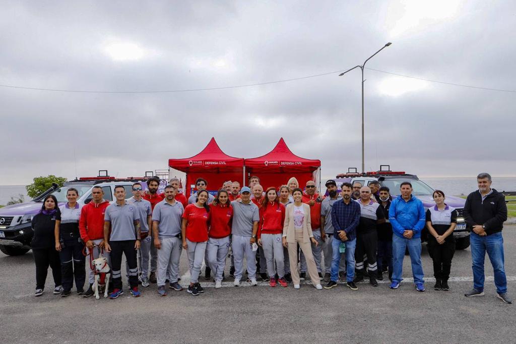 MAYRA FORTALECE EL ÁREA DE DEFENSA CIVIL CON CAMIONETAS CERO KILÓMETRO