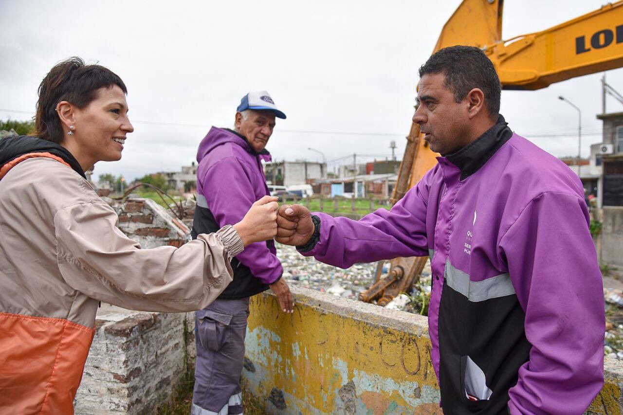 MAYRA EN EL OPERATIVO DE LIMPIEZA Y SANEAMIENTO DEL ARROYO LAS PIEDRAS