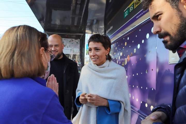 MAYRA PRESENTÓ LAS PARADAS SEGURAS 
