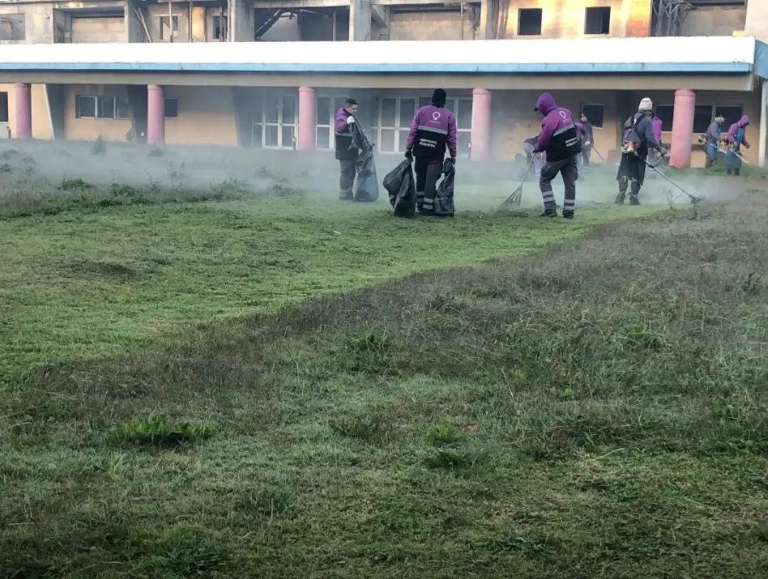 CONTINÚAN LOS TRABAJOS DIARIOS DE HIGIENE URBANA, SANEAMIENTO Y MANTENIMIEN