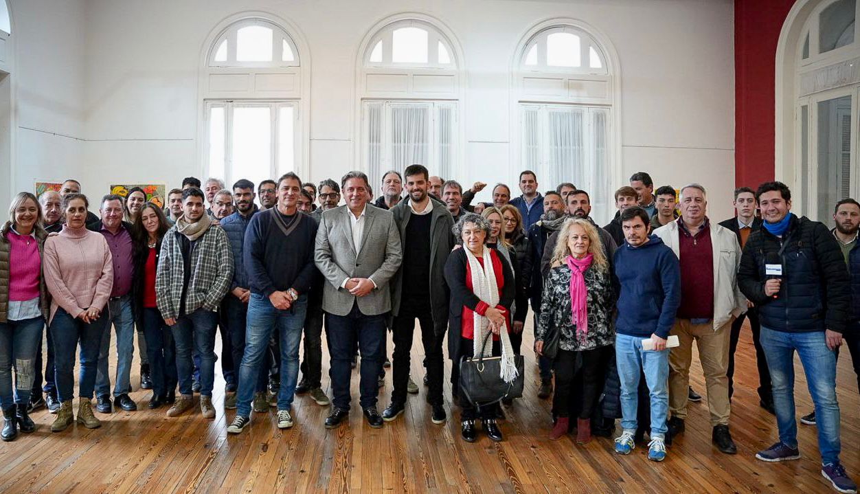EL MUNICIPIO DE QUILMES AGASAJÓ A LOS Y LAS PERIODISTAS LOCALES EN SU DÍA