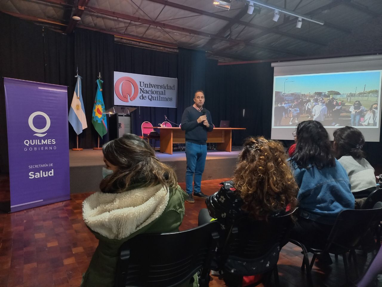 DIPLOMATURA EN CUIDADOS INTEGRALES DE PERSONAS GESTANTES, NIÑOS Y NIÑAS