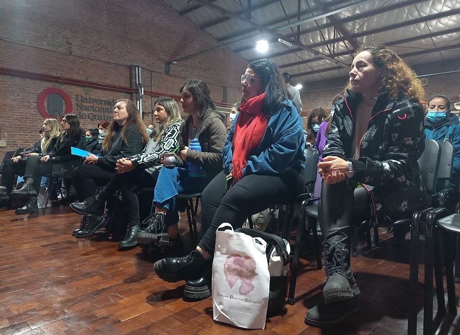 DIPLOMATURA EN CUIDADOS INTEGRALES DE PERSONAS GESTANTES, NIÑOS Y NIÑAS