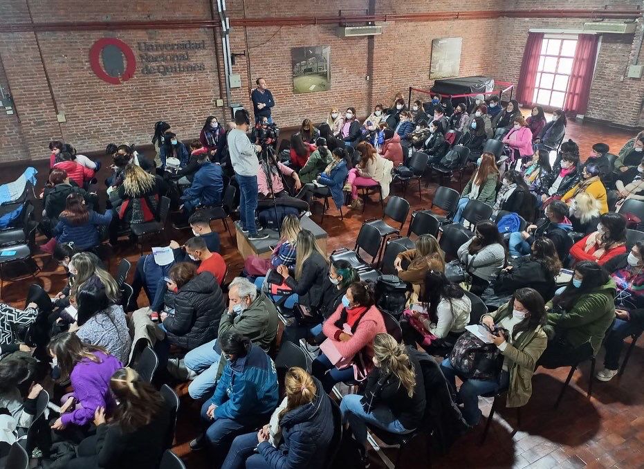 DIPLOMATURA EN CUIDADOS INTEGRALES DE PERSONAS GESTANTES, NIÑOS Y NIÑAS