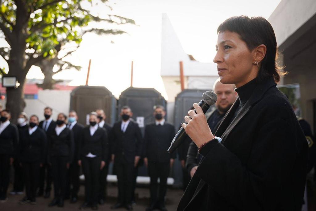 MAYRA VISITÓ A LOS CADETES DE LA POLICÍA LOCAL QUILMES