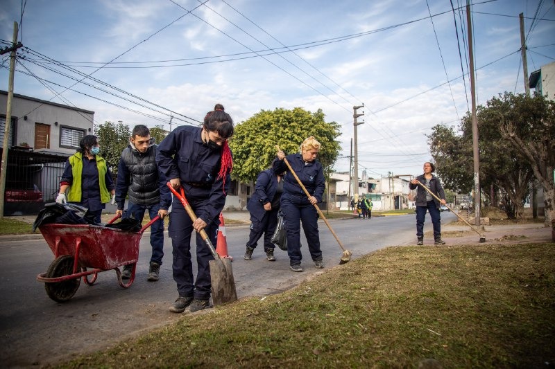 EL MUNICIPIO SIGUE CON LOS OPERATIVOS DE LIMPIEZA EN LOS ARROYOS