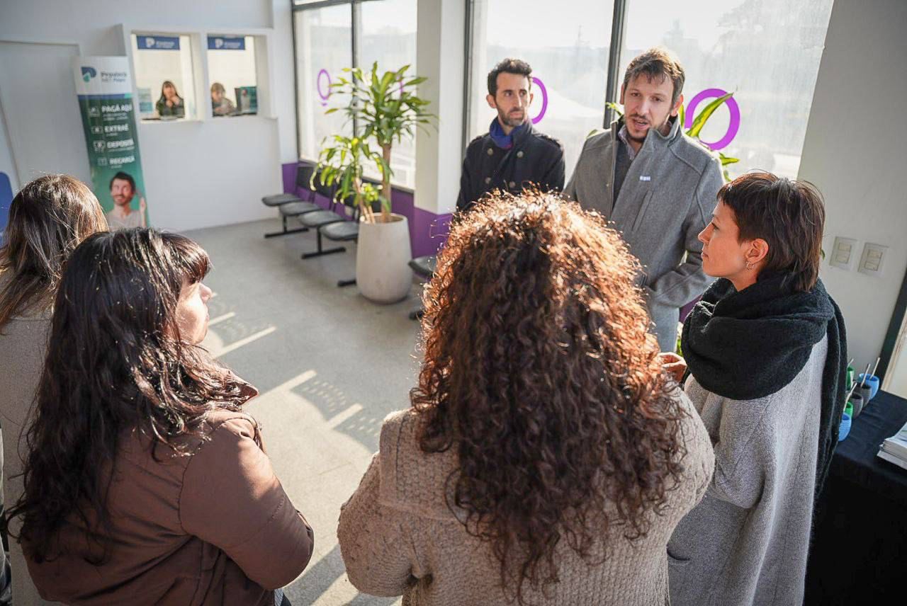 MAYRA FIRMÓ UN CONTRATO DE LEASING E INAUGURÓ CAJEROS DE PROVINCIA NET
