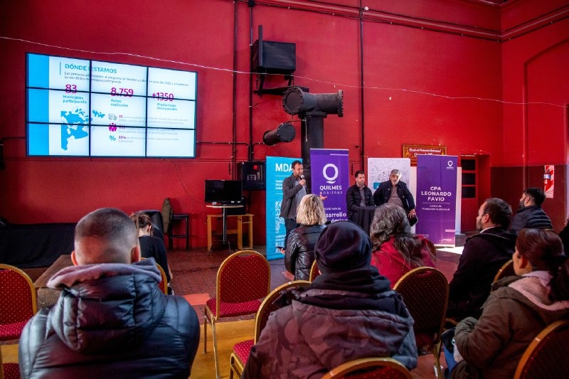  SE PRESENTÓ EL PROGRAMA MERCADOS BONAERENSES EN EL CPA LEONARDO FAVIO