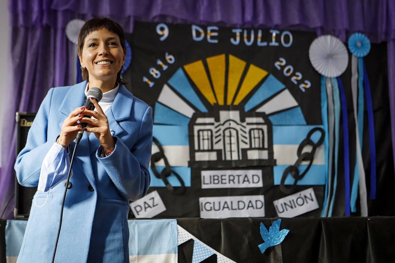 MAYRA PARTICIPÓ DEL FESTEJO CONMEMORATIVO POR EL DÍA DE LA INDEPENDENCIA