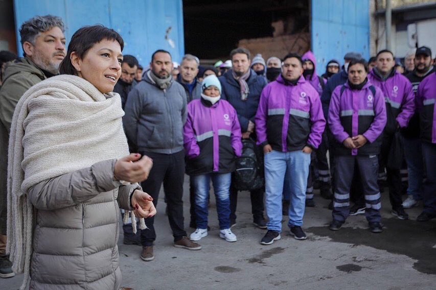 MAYRA SALUDÓ A LAS Y LOS TRABAJADORES DE SERVICIOS PÚBLICOS 